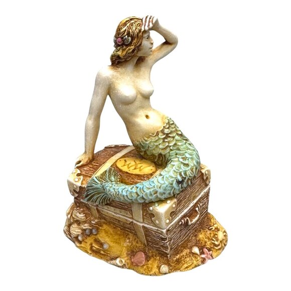 Morvena Mermaid Treasure Chest Trinket Box Tales Of Gramarye 4” Harmony Kingdom - Picture 12 of 12